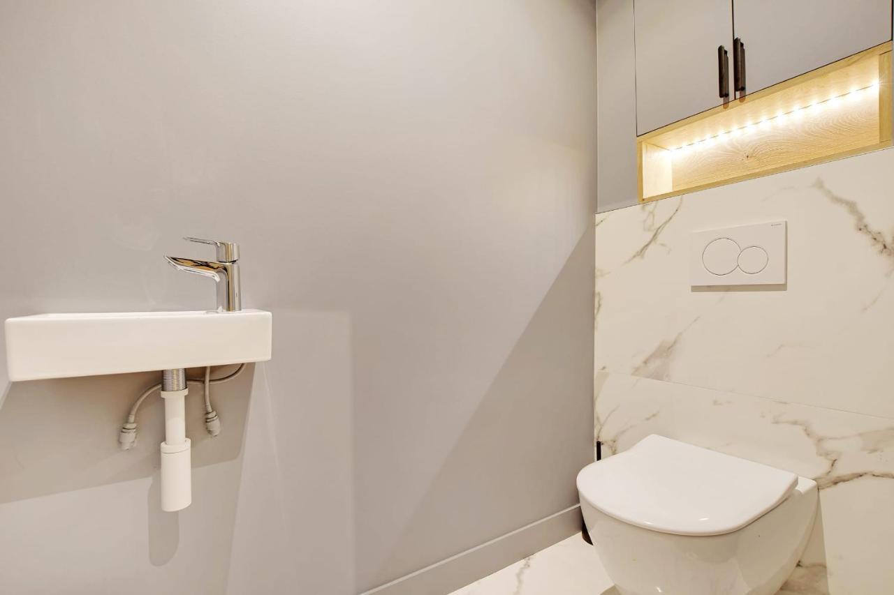 Serene Apartment - 1Br 4P - Canal St-Martin Paris Luaran gambar